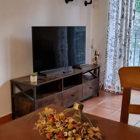 Duplex La Vinya アパート